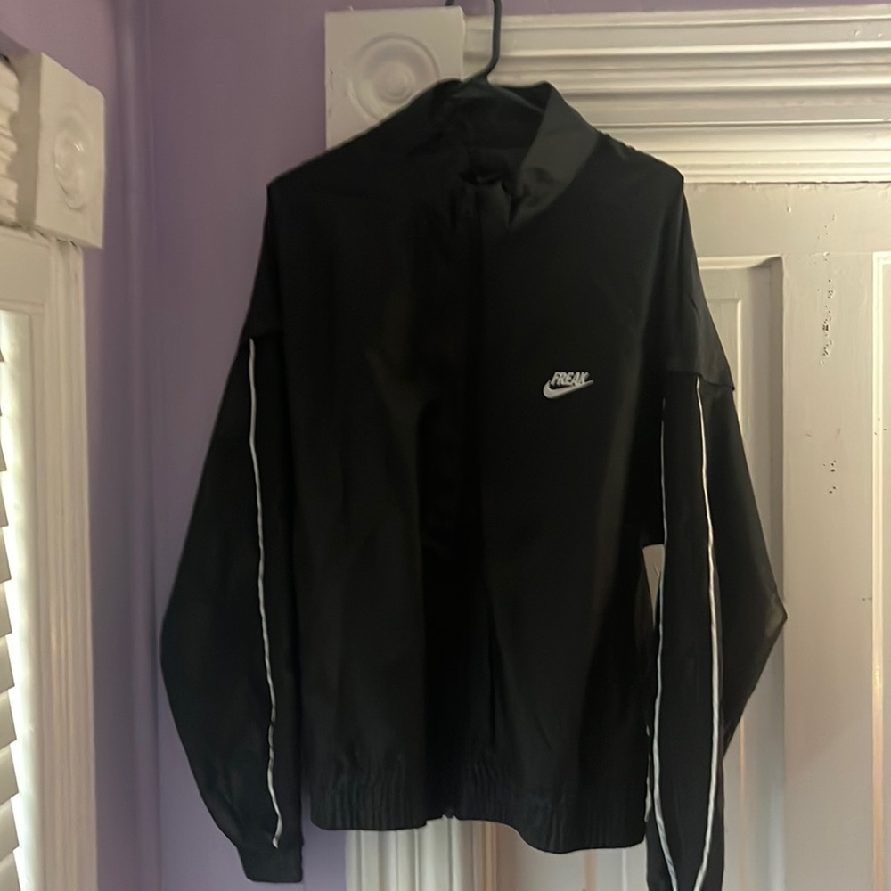 Nike freak black track suit. Size Large